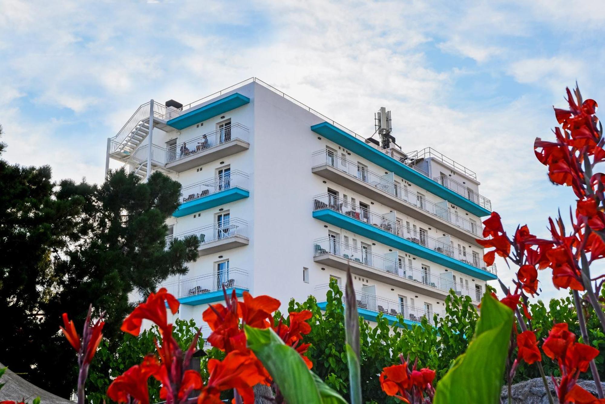 Bamblue Boutique Apartments Pineda de Mar Dış mekan fotoğraf