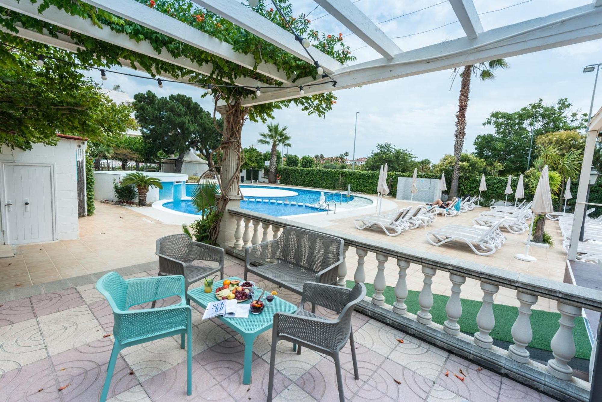 Bamblue Boutique Apartments Pineda de Mar Dış mekan fotoğraf